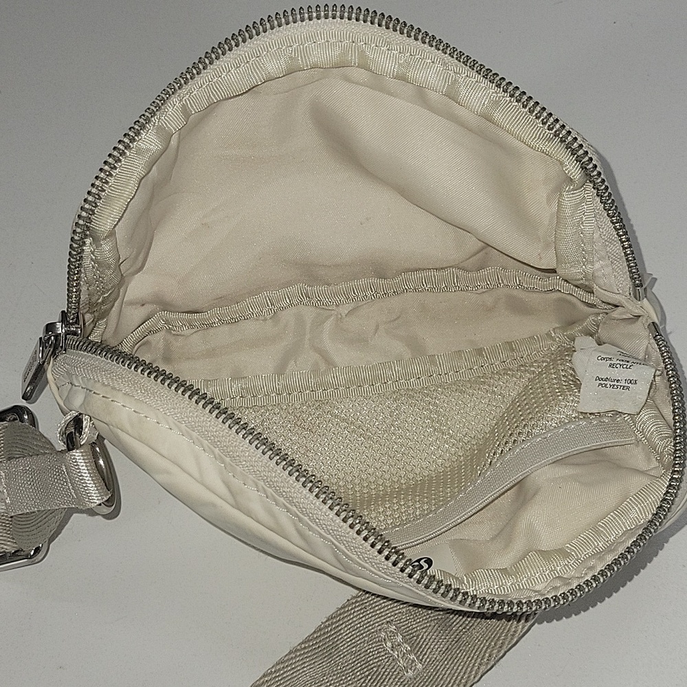 lululemon athletica Cream Wristlet Pouch with Silver Accent - Picture 13 of 16